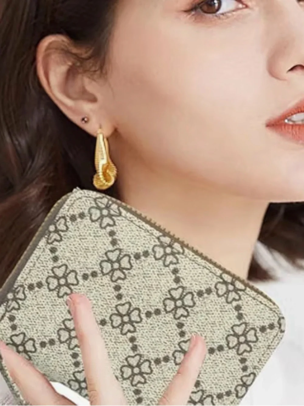 Brand new  Designer Women’s Keychain Card Holder
